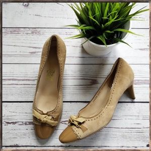 SALVATORE FERRAGAMO Beige Suede Patent Pumps, 8.5B